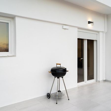 Hydra Apartment Patras Esterno foto
